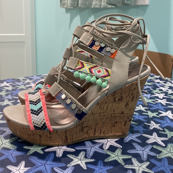 Madden girl size 10 wedge sandal - Picture 3 of 5